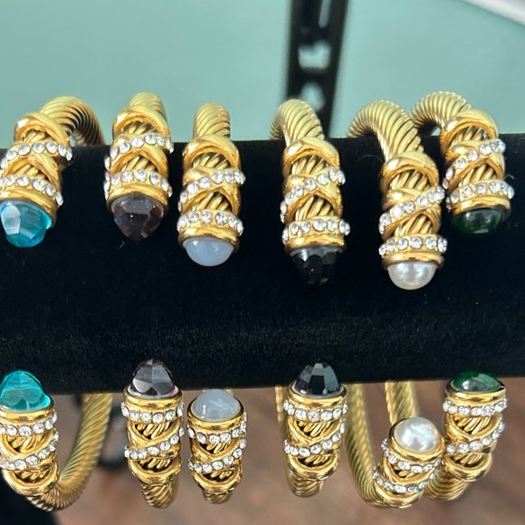 CABLE BANGLE  Stainless Steel bracelets with coloured stone and cubic zirconia - Picture 3 of 13